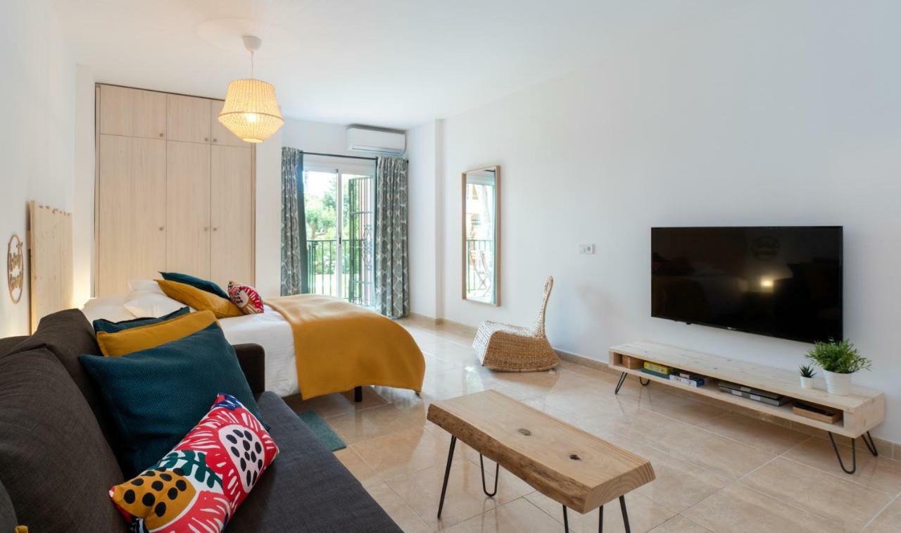Minerva Suites By Kaarina Benalmádena Exteriér fotografie